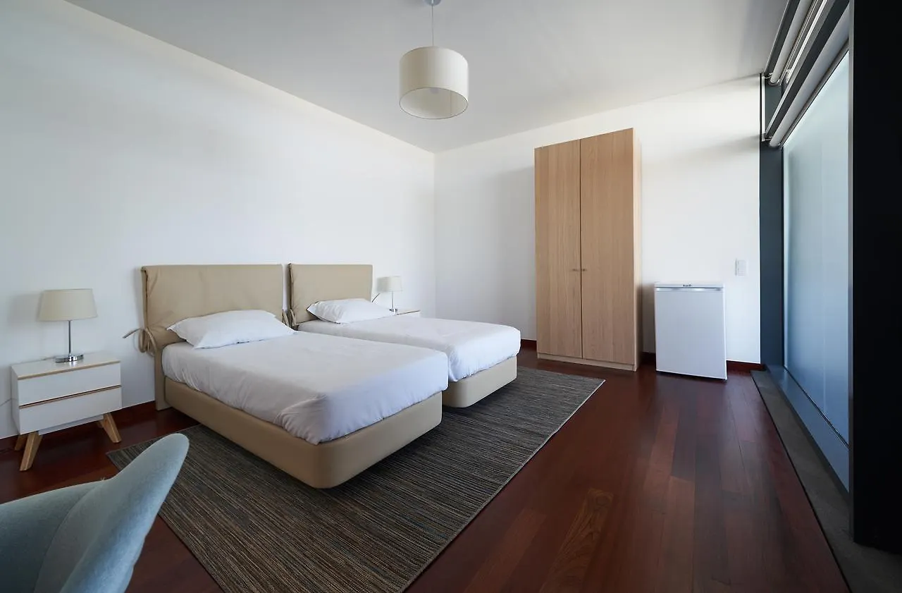 Marina Rooms Calheta  Guest house